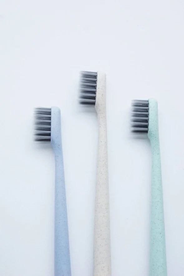 HAPPY Biodegradable Charcoal Toothbrush – 1 unit